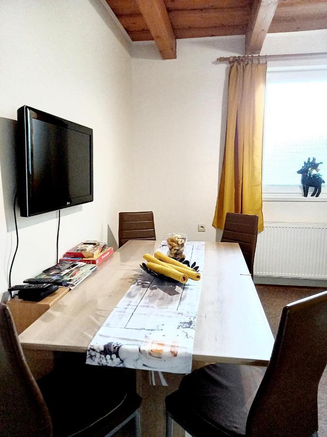 Apartman Erika - Bešeňová Buitenkant foto